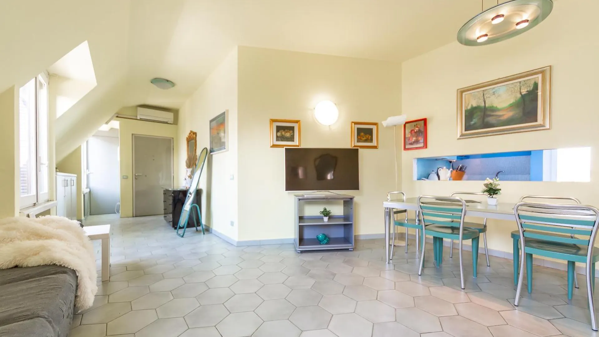 Apartment Repubblica-Stazione Centrale Big House Skyline View 4 Pax Check In H24 Mailand