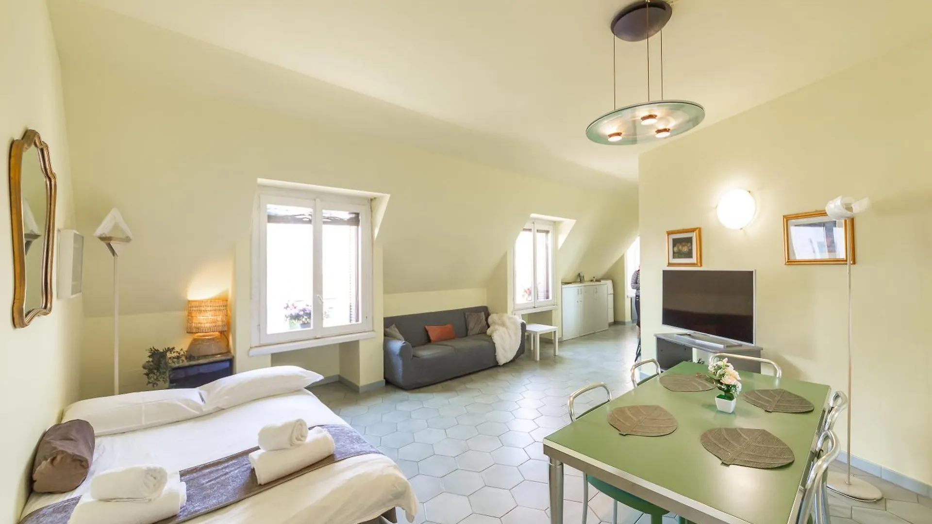 Repubblica-Stazione Centrale Big House Skyline View 4 Pax Check In H24 Mailand Italien
