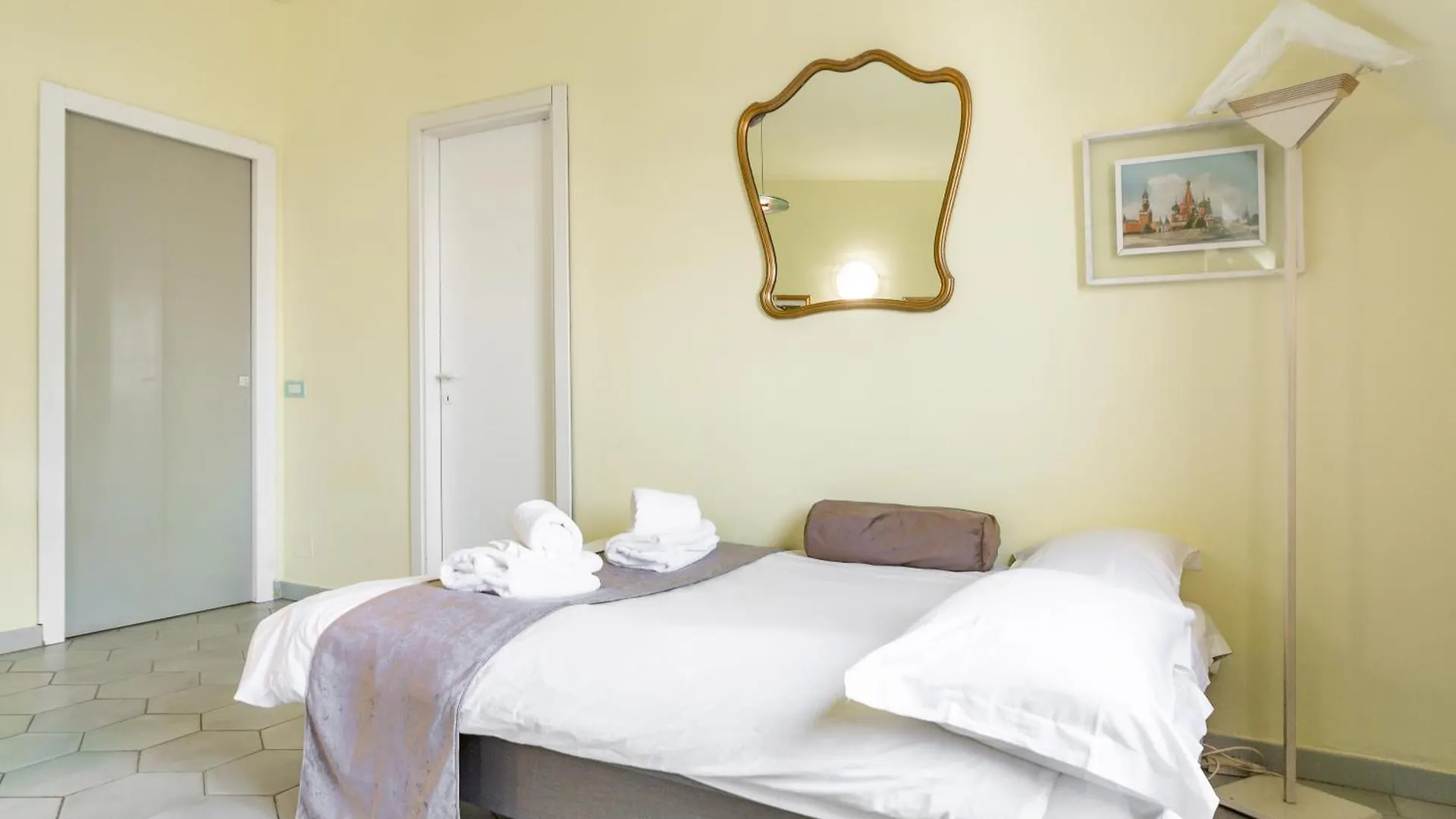 Apartment Repubblica-Stazione Centrale Big House Skyline View 4 Pax Check In H24 Mailand